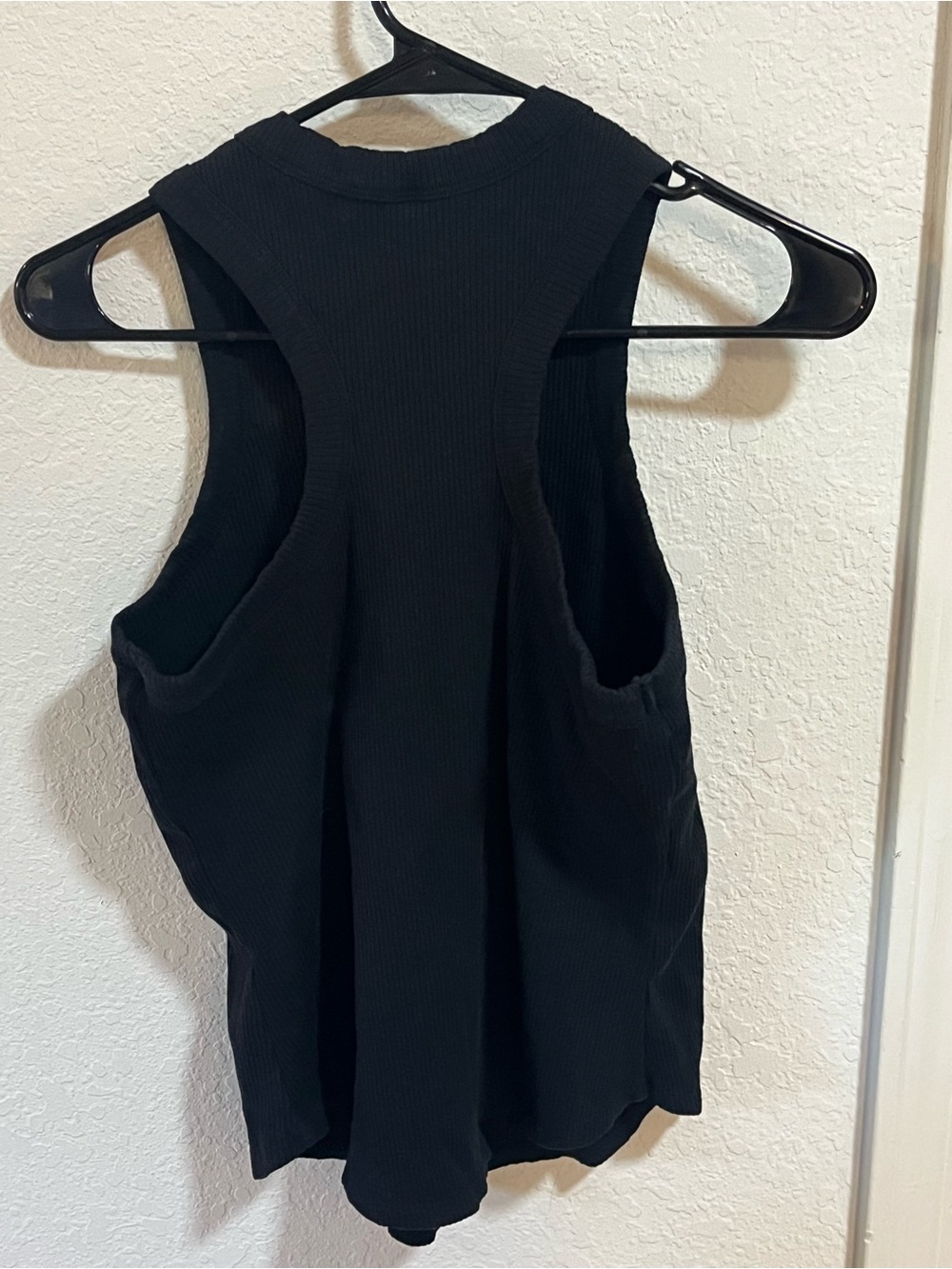 Fabletics Black Ribbed Muscle Tank - Picture 7 of 11